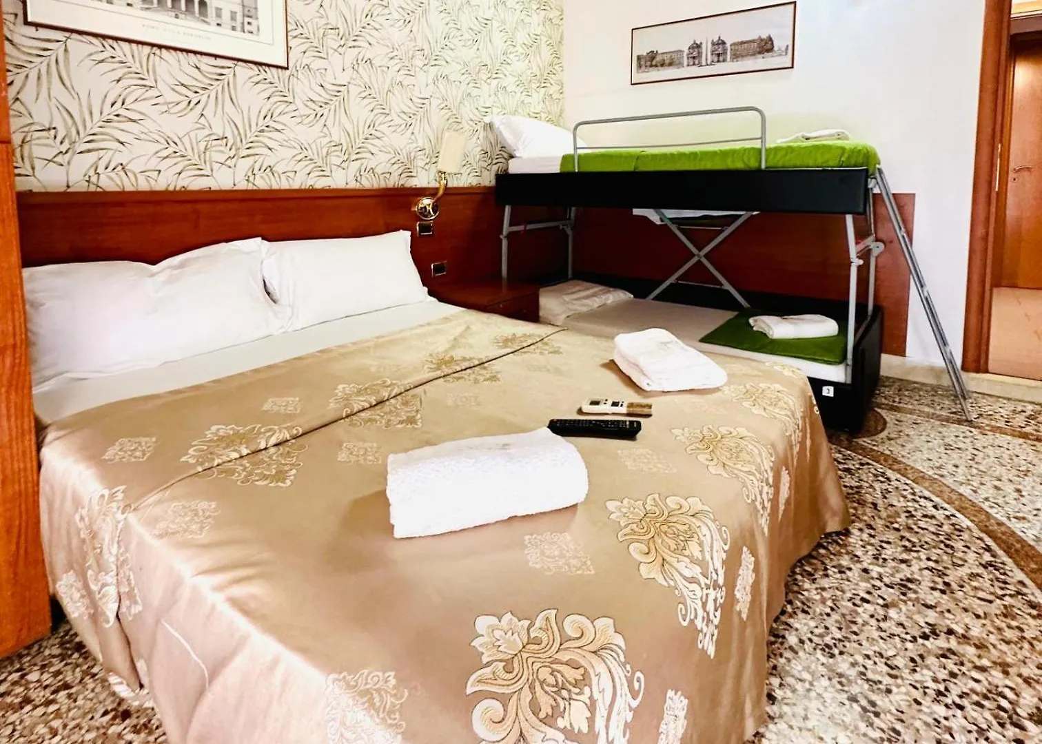 Rome Central Station Guest House