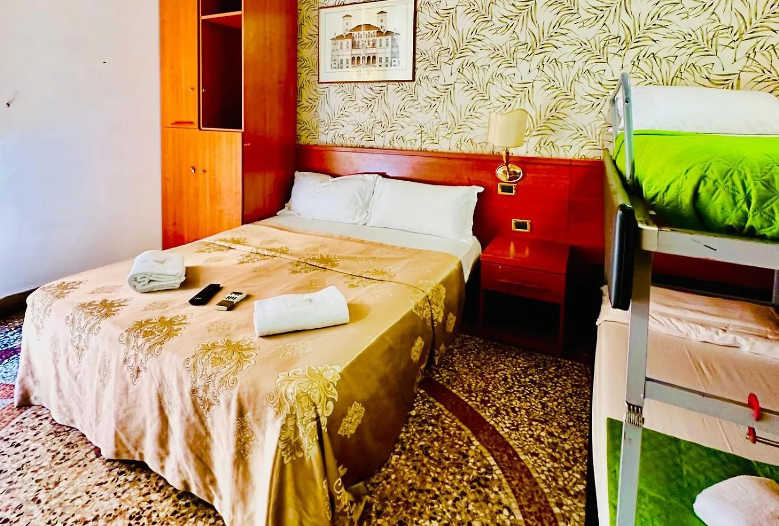 Rome Central Station Guest House 0*,  Italy